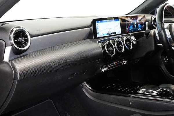 2019 Mercedes-Benz A-Class A180 V177