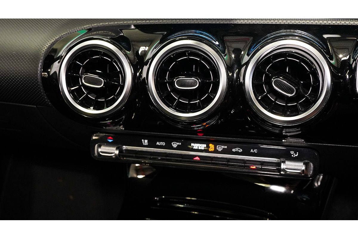 2019 Mercedes-Benz A-Class A180 V177