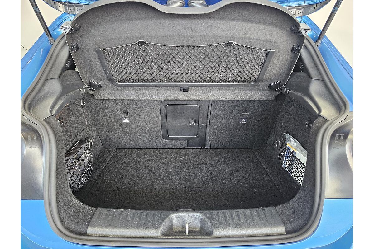 2015 Mercedes-Benz A-Class A250 Sport W176