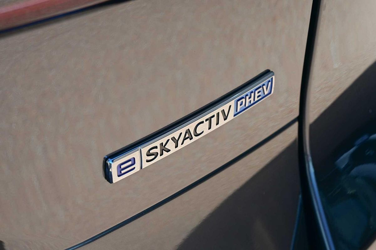 2025 Mazda CX-80 P50e Touring KL