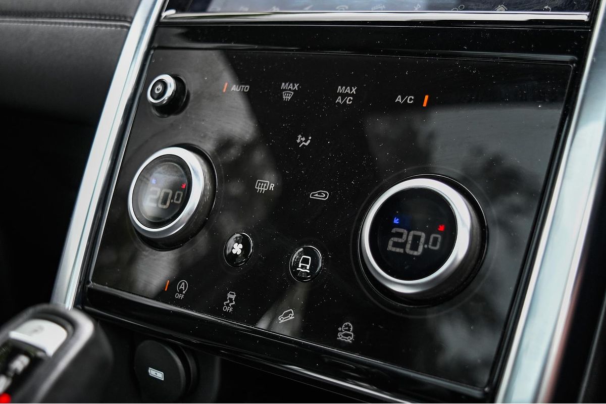 2020 Land Rover Discovery Sport P200 S L550