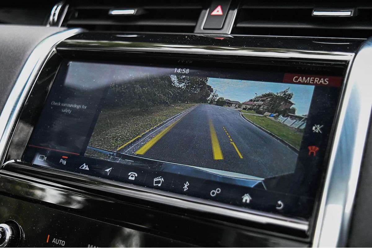 2020 Land Rover Discovery Sport P200 S L550