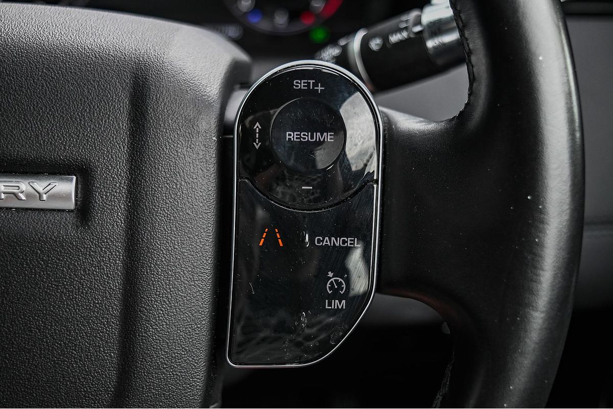 2020 Land Rover Discovery Sport P200 S L550