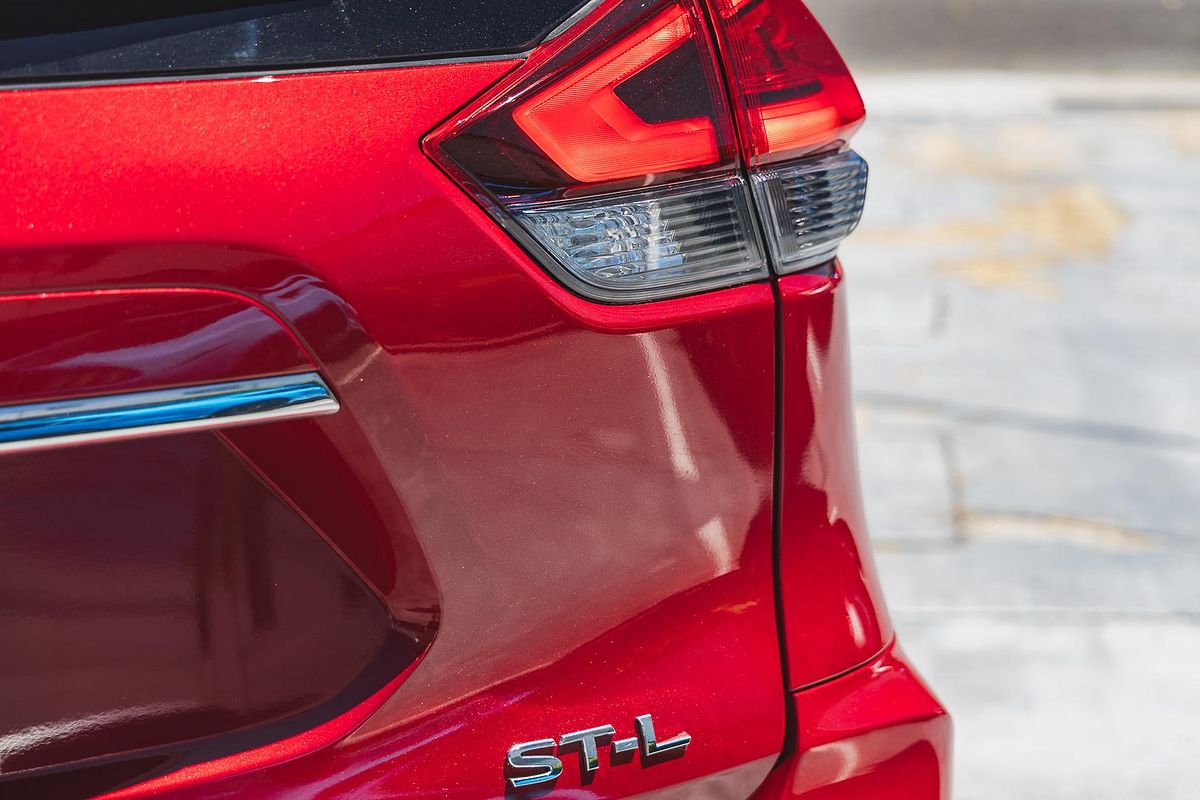 2018 Nissan X-TRAIL ST-L T32 Series II