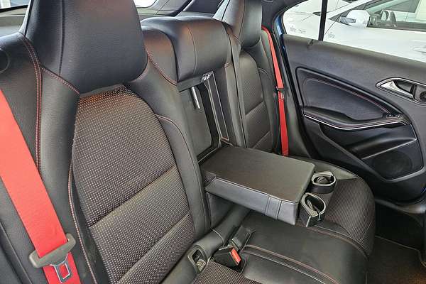 2015 Mercedes-Benz A-Class A250 Sport W176