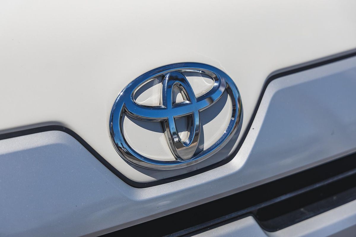 2020 Toyota Hiace GDH300R LWB