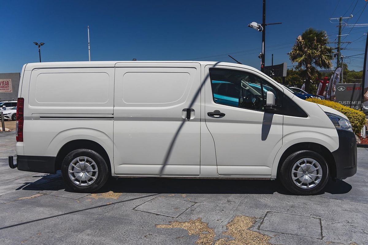 2020 Toyota Hiace GDH300R LWB