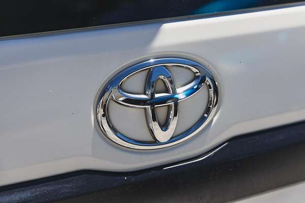 2020 Toyota Hiace GDH300R LWB