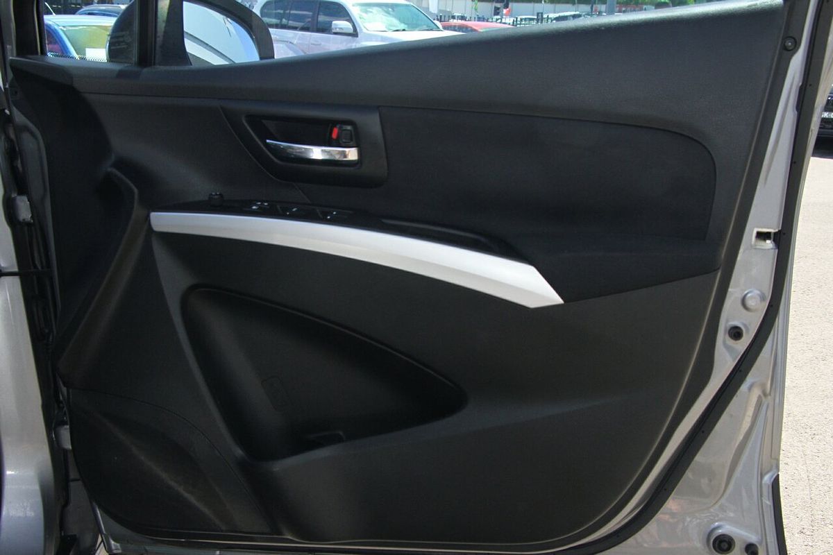 2015 Suzuki S-Cross GL JY