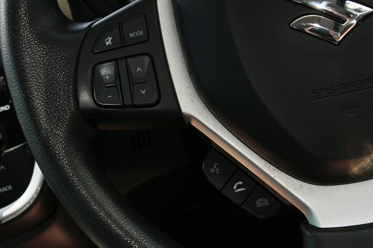 2015 Suzuki S-Cross GL JY