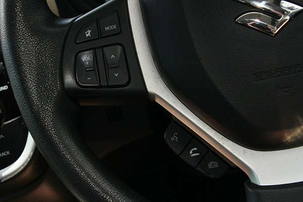 2015 Suzuki S-Cross GL JY