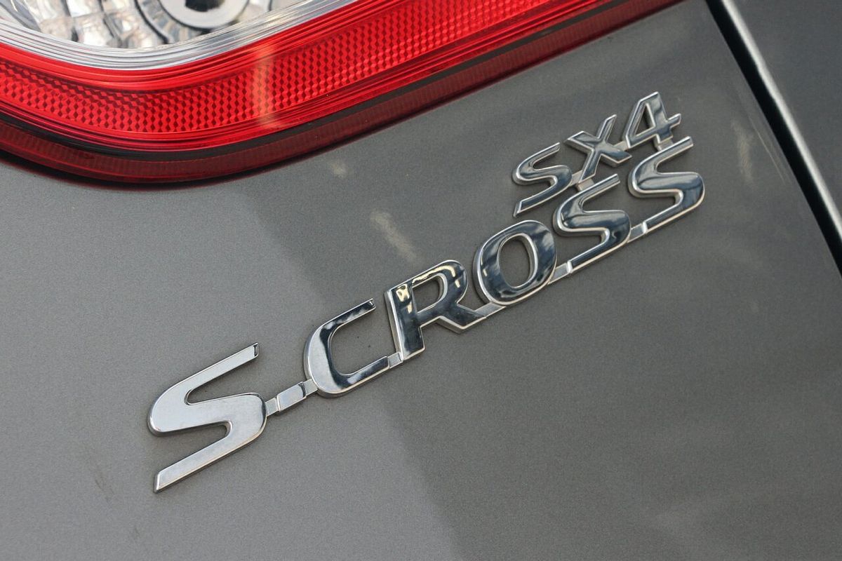 2015 Suzuki S-Cross GL JY