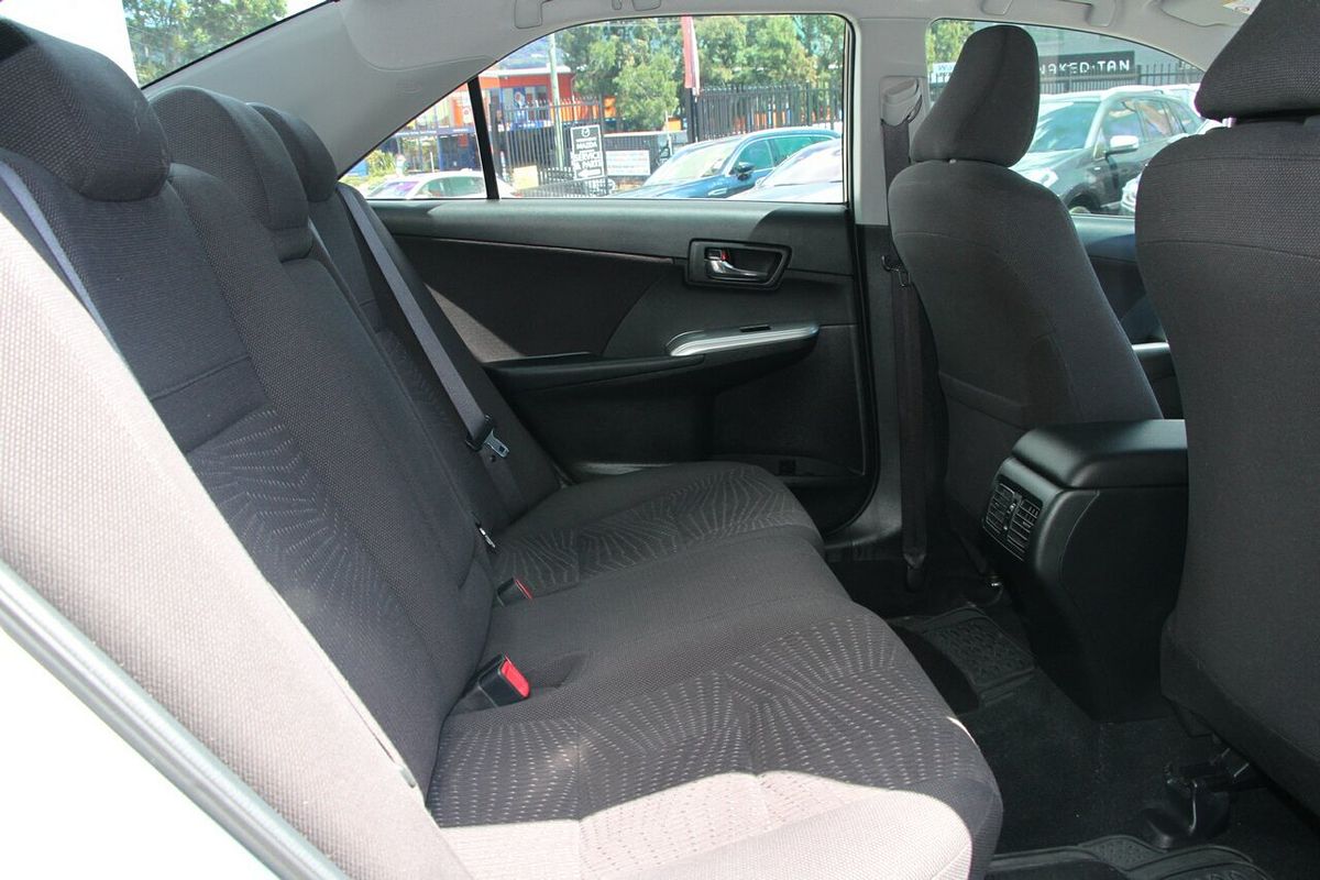 2016 Toyota Camry Atara S ASV50R