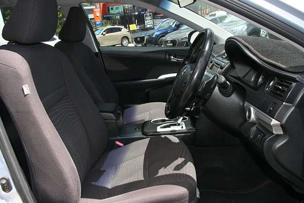 2016 Toyota Camry Atara S ASV50R