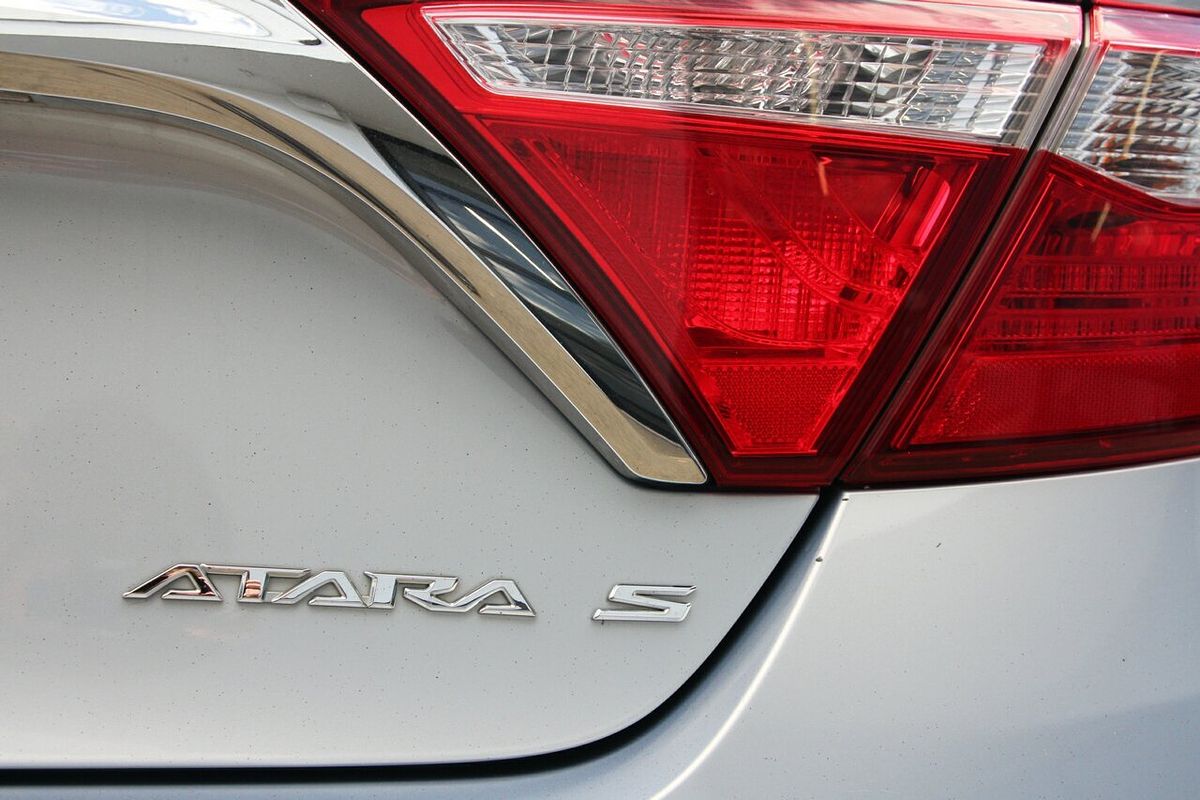 2016 Toyota Camry Atara S ASV50R