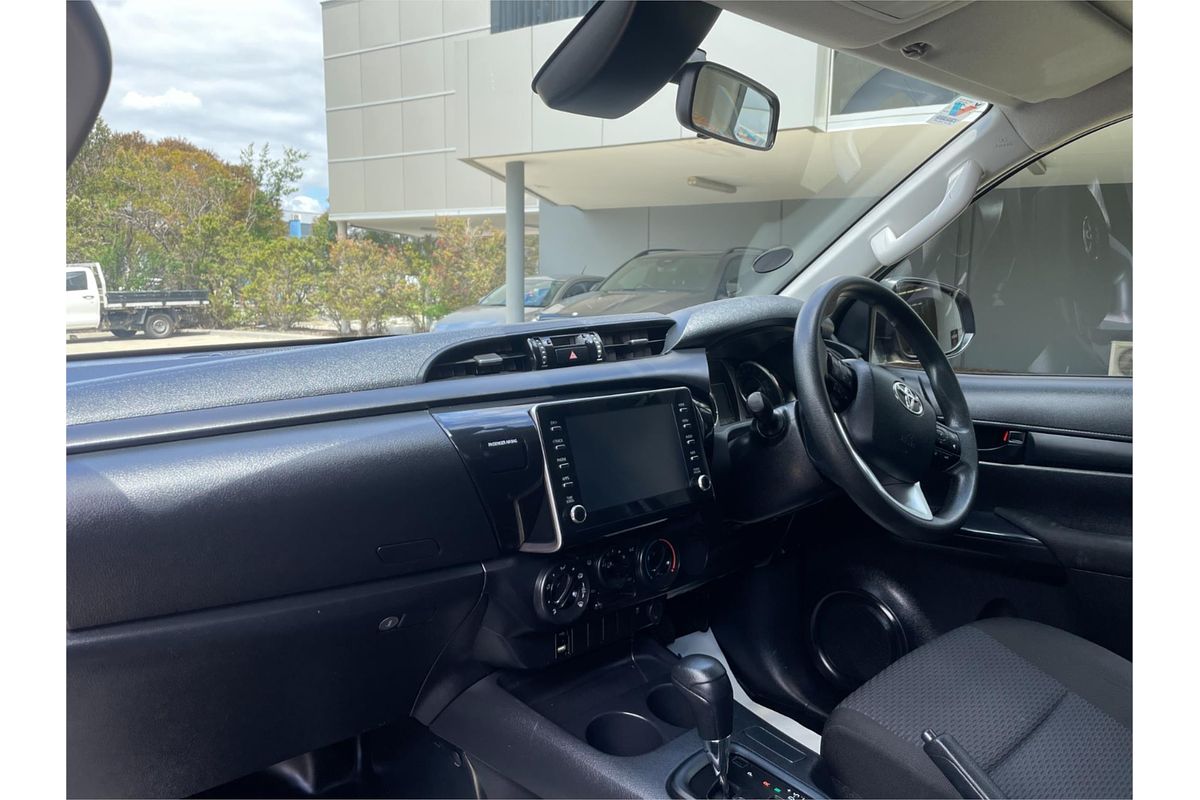 2022 Toyota Hilux Workmate TGN121R 4x2