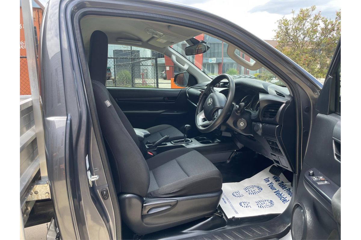 2022 Toyota Hilux Workmate TGN121R 4x2