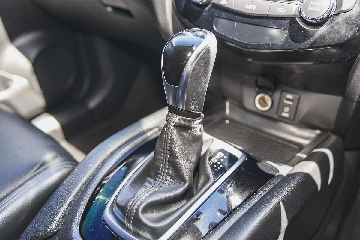 2018 Nissan X-TRAIL ST-L T32 Series II