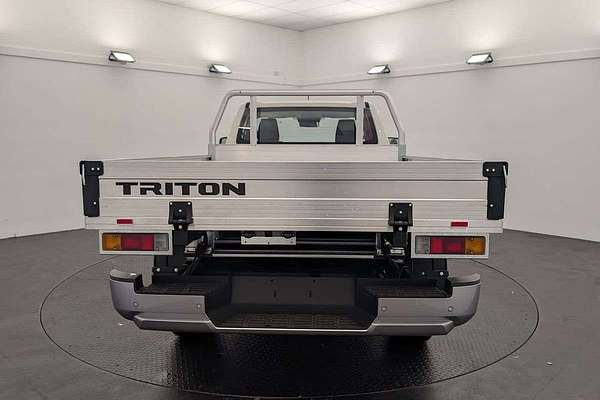 2025 Mitsubishi Triton GLX MV 4X4