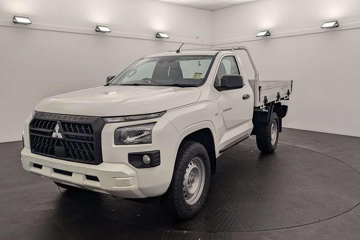 2025 Mitsubishi Triton GLX MV 4X4