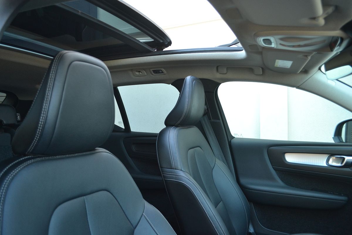 2018 Volvo XC40 D4 Momentum