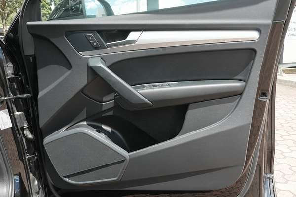 2023 Audi Q5 35 TDI FY