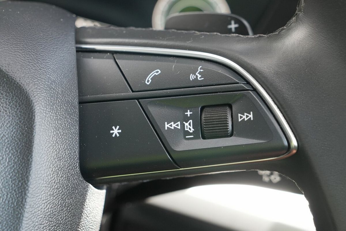 2023 Audi Q5 35 TDI FY