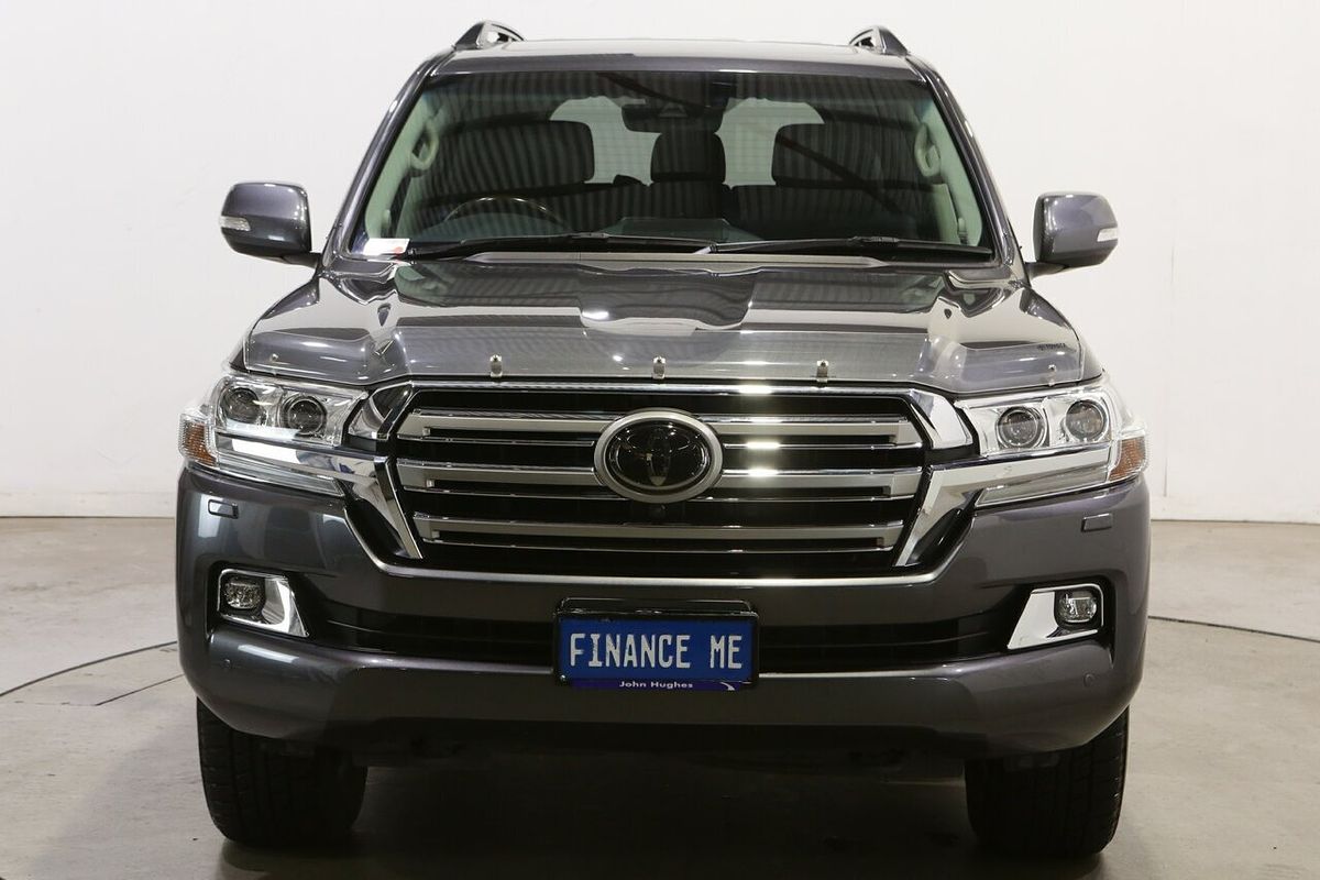 2020 Toyota Landcruiser Sahara VDJ200R