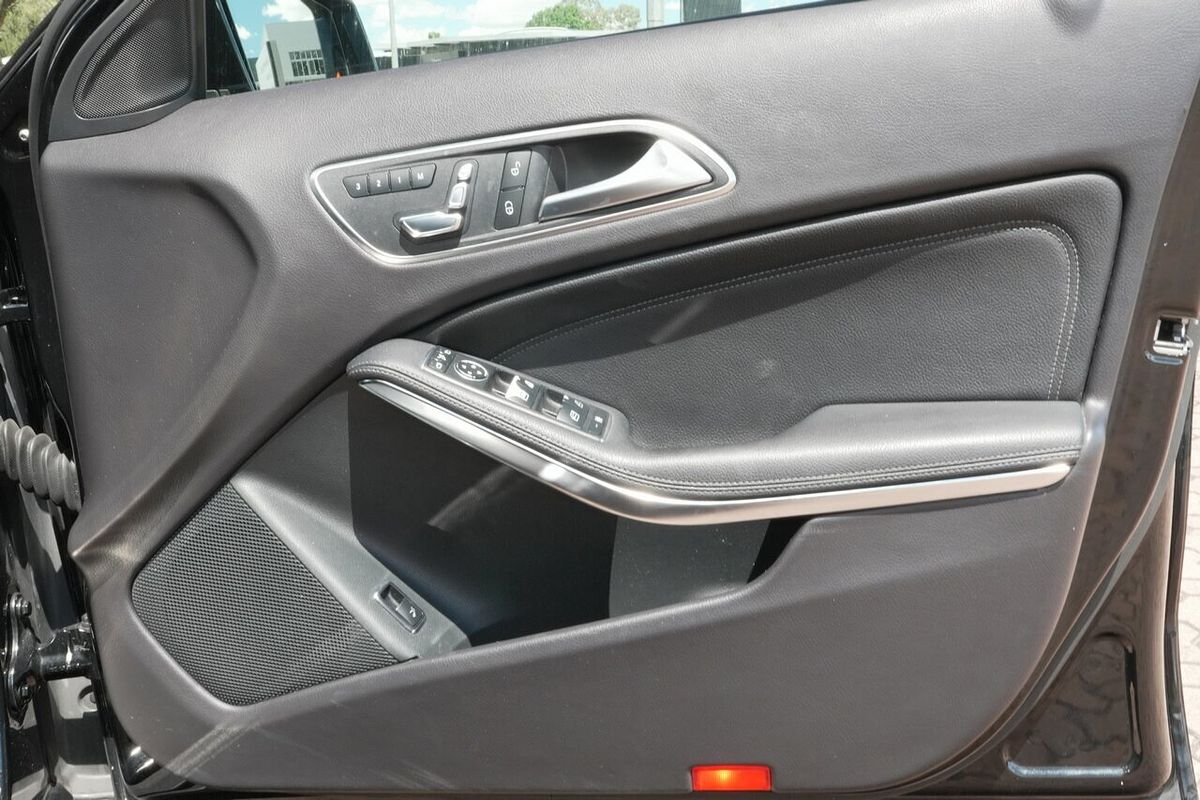 2019 Mercedes-Benz GLA-Class GLA180 X156