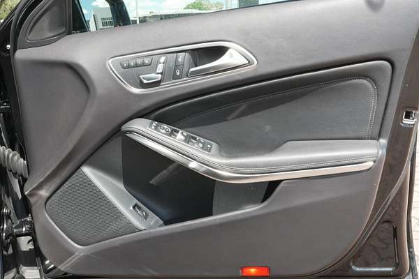 2019 Mercedes-Benz GLA-Class GLA180 X156