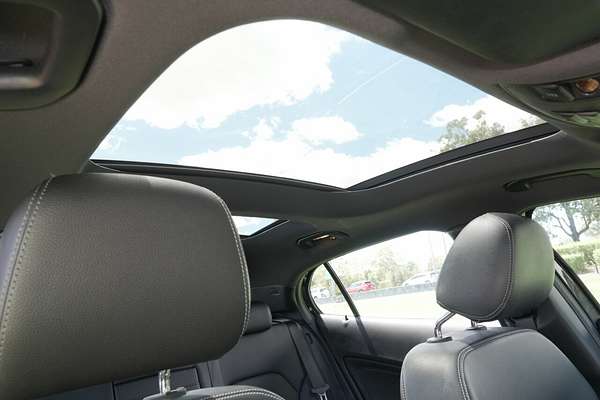 2019 Mercedes-Benz GLA-Class GLA180 X156