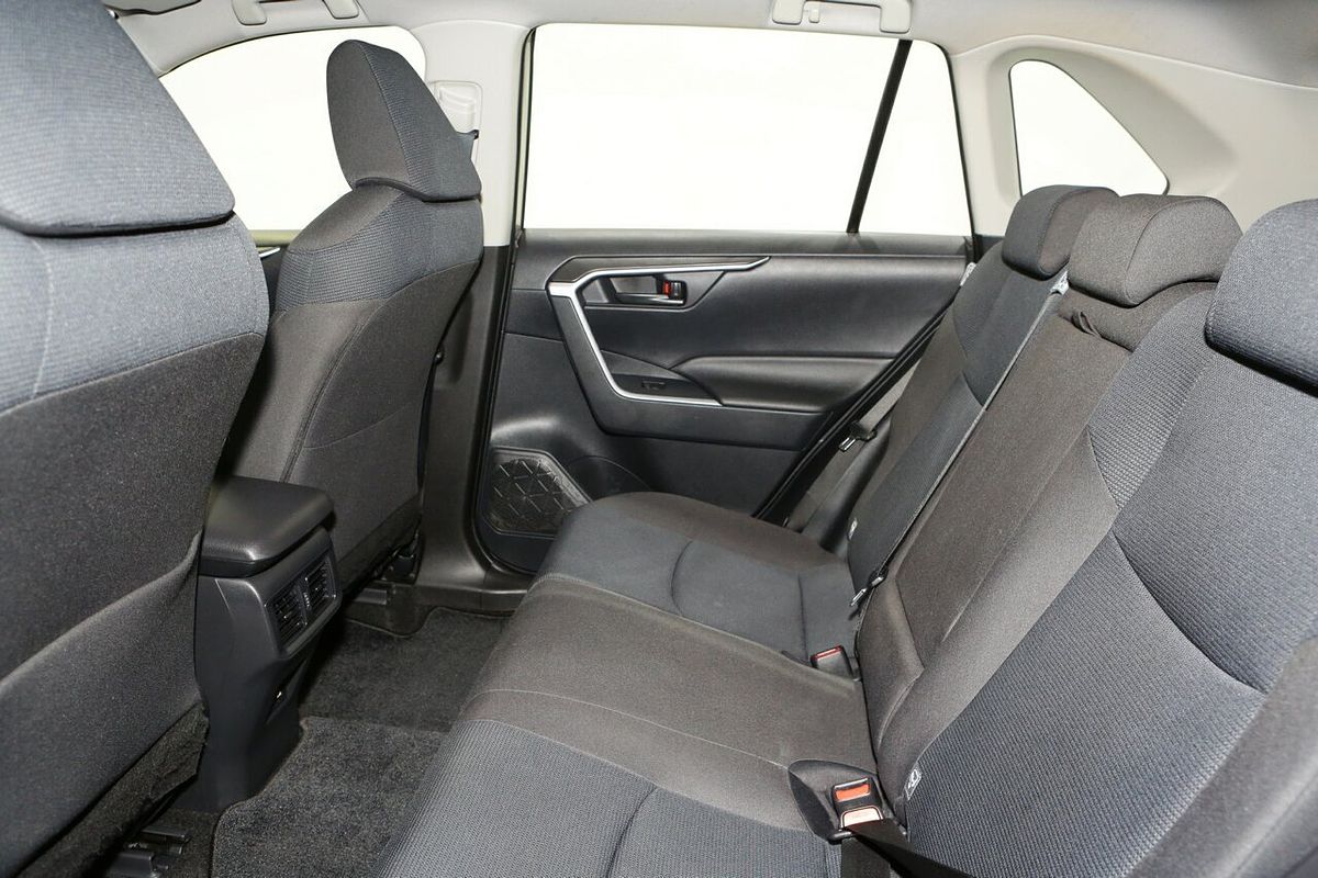 2021 Toyota RAV4 GX AXAH52R