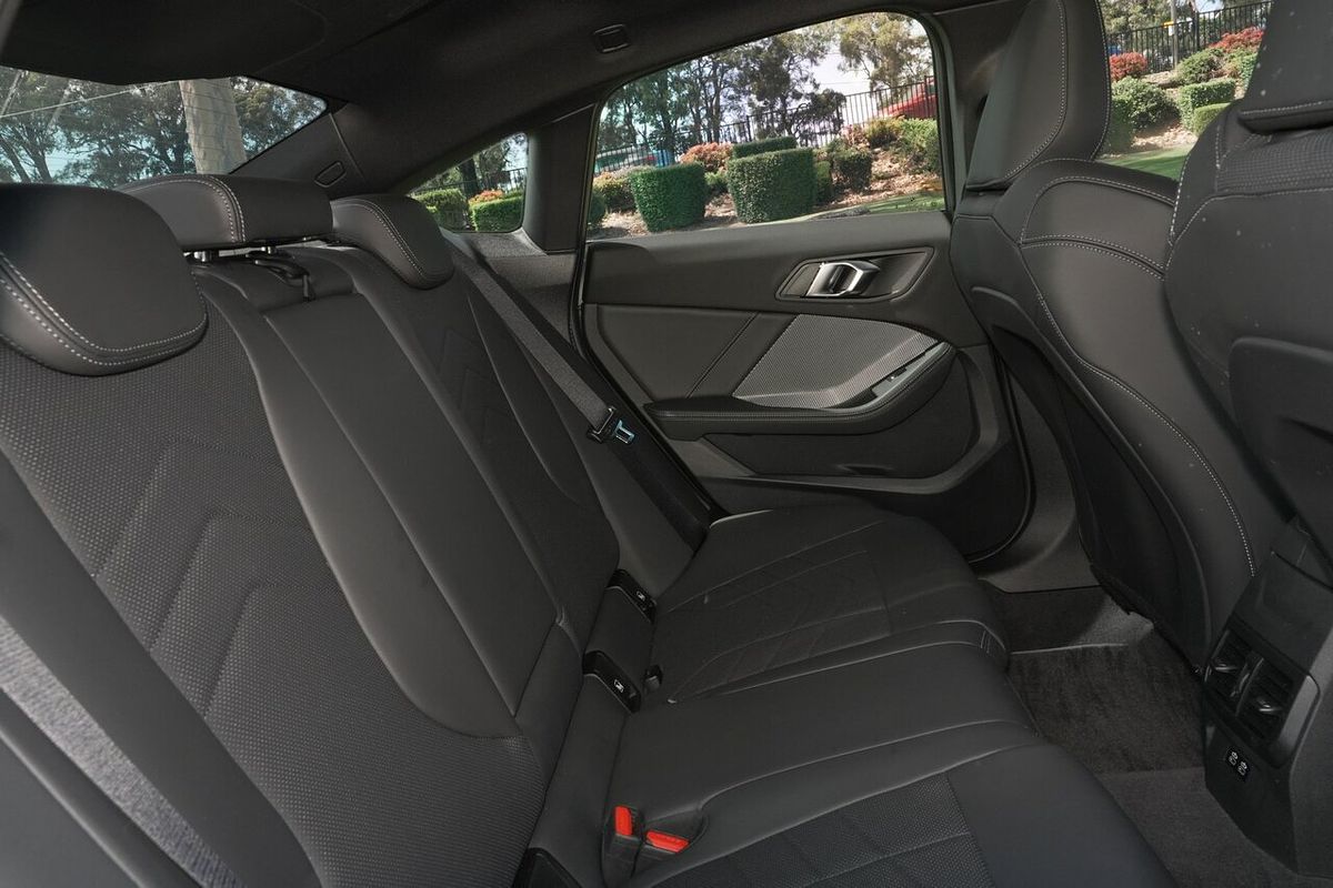 2024 BMW 2 Series 218 M Sport F74