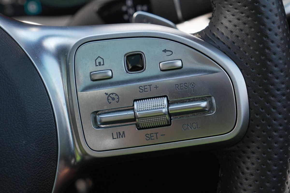 2019 Mercedes-Benz C-Class C200 W205