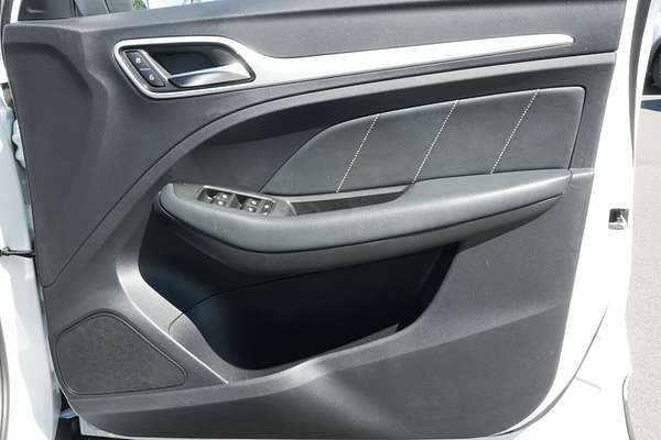 2023 MG ZS Excite AZS1