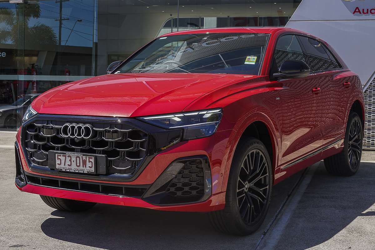 2025 Audi Q8 TFSI 250kW S line F1