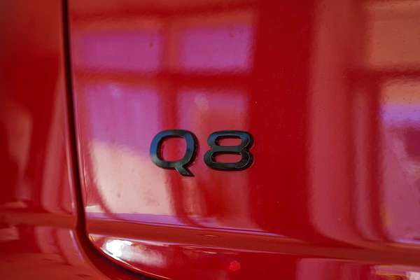 2025 Audi Q8 TFSI 250kW S line F1