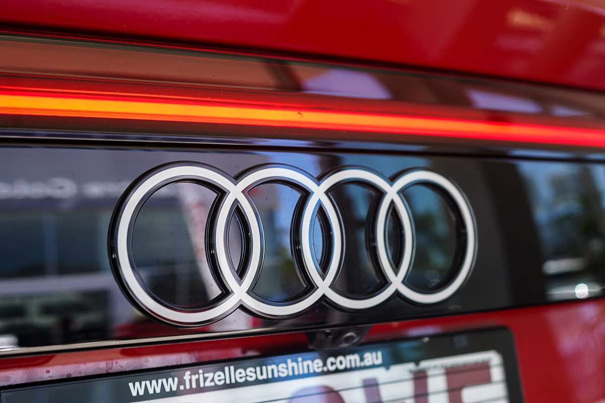 2025 Audi Q8 TFSI 250kW S line F1