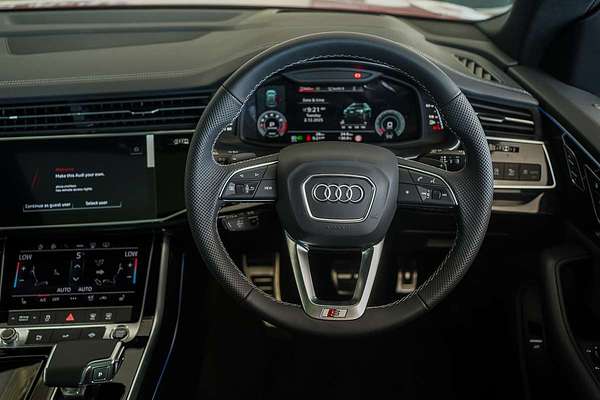 2025 Audi Q8 TFSI 250kW S line F1