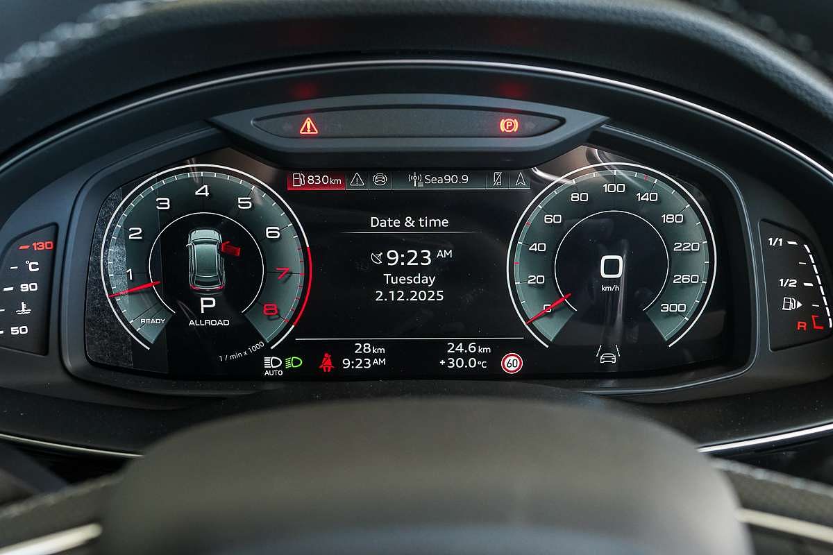 2025 Audi Q8 TFSI 250kW S line F1