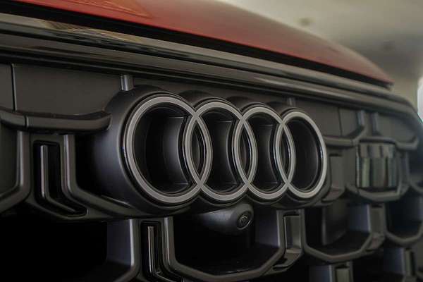 2025 Audi Q8 TFSI 250kW S line F1