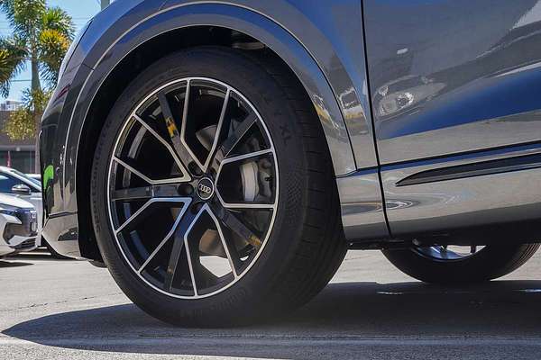 2025 Audi Q8 TFSI 250kW S line F1