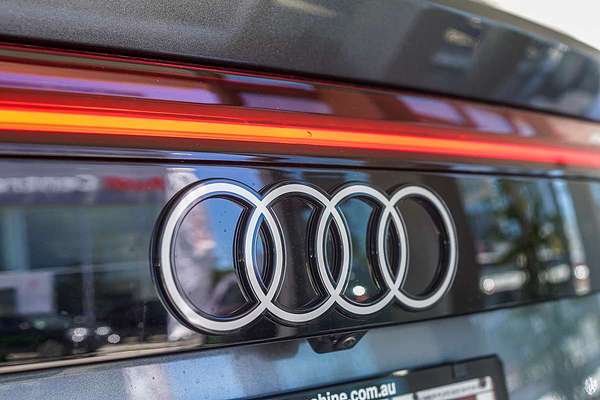 2025 Audi Q8 TFSI 250kW S line F1