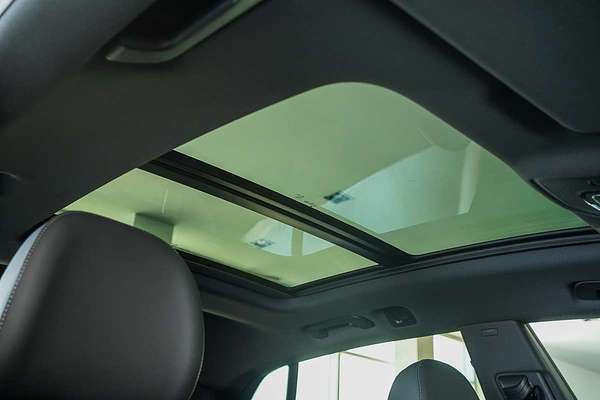 2025 Audi Q8 TFSI 250kW S line F1