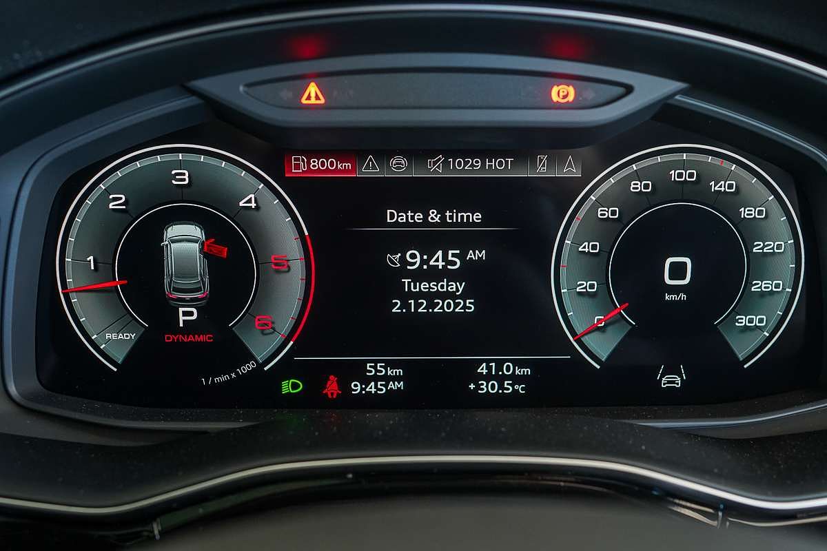 2025 Audi Q8 TFSI 250kW S line F1