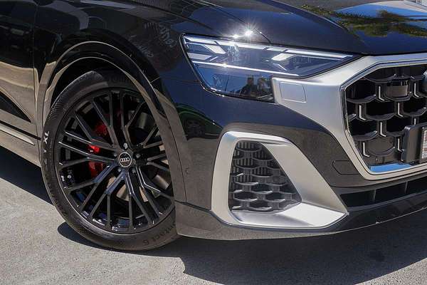 2025 Audi SQ8 TFSI F1