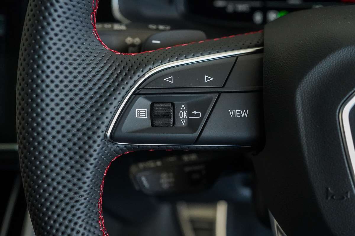 2025 Audi SQ8 TFSI F1