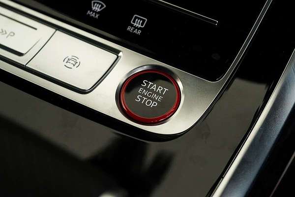 2025 Audi SQ8 TFSI F1