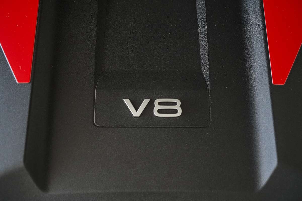 2025 Audi SQ8 TFSI F1