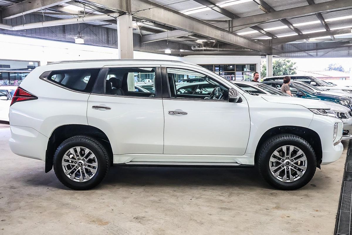 2021 Mitsubishi Pajero Sport GLX QF